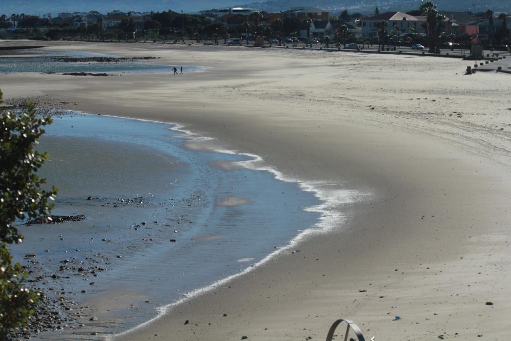 Merci Pere Gordonʼs Bay エクステリア 写真