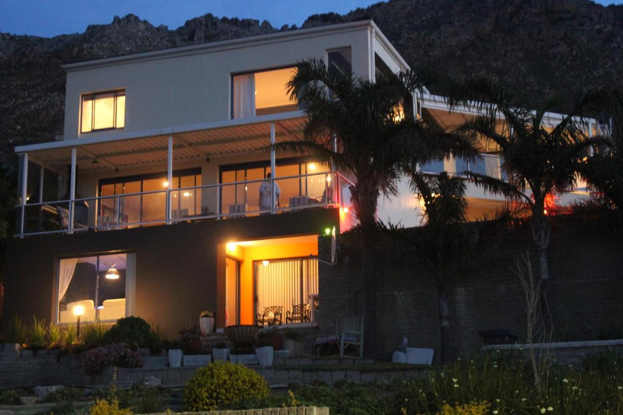 Merci Pere Gordonʼs Bay エクステリア 写真